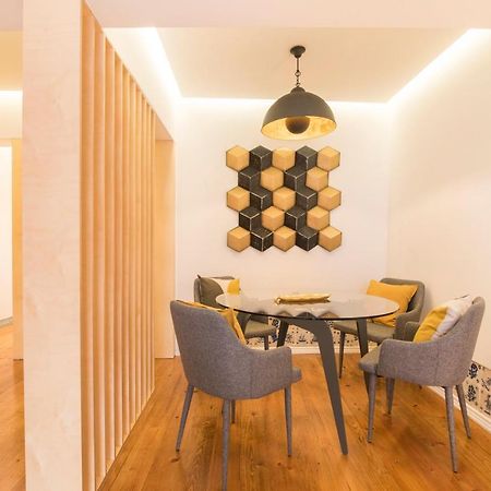 Center Apartment - Chiado - Heart Of リスボン エクステリア 写真
